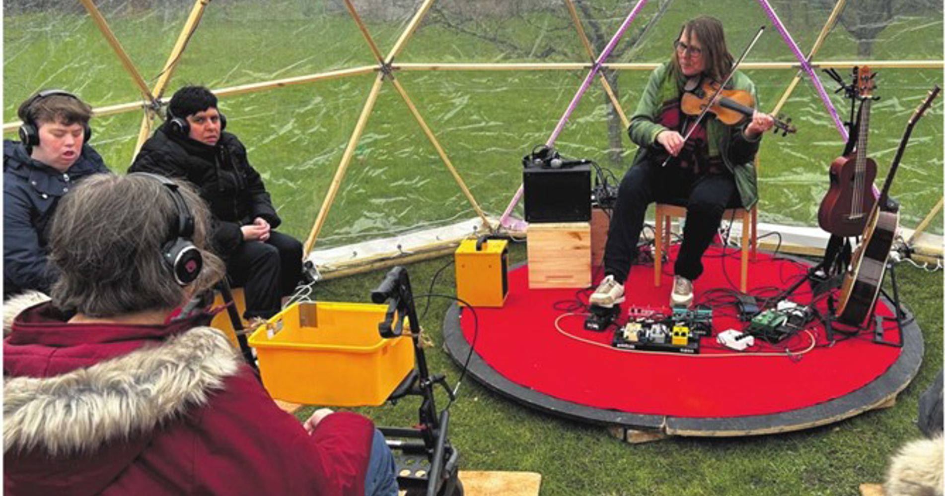 Udendørs koncert - Tobias Nguyen