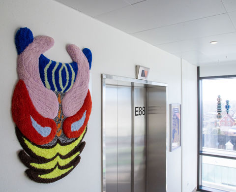 Home Away from Home_foto og værk Rebekka Borum, Julie Peter